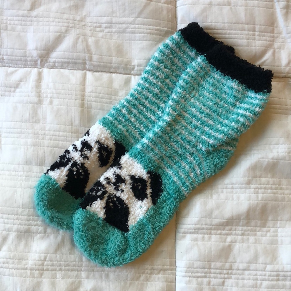 🐼fuzzy panda crew socks (never worn)🐼